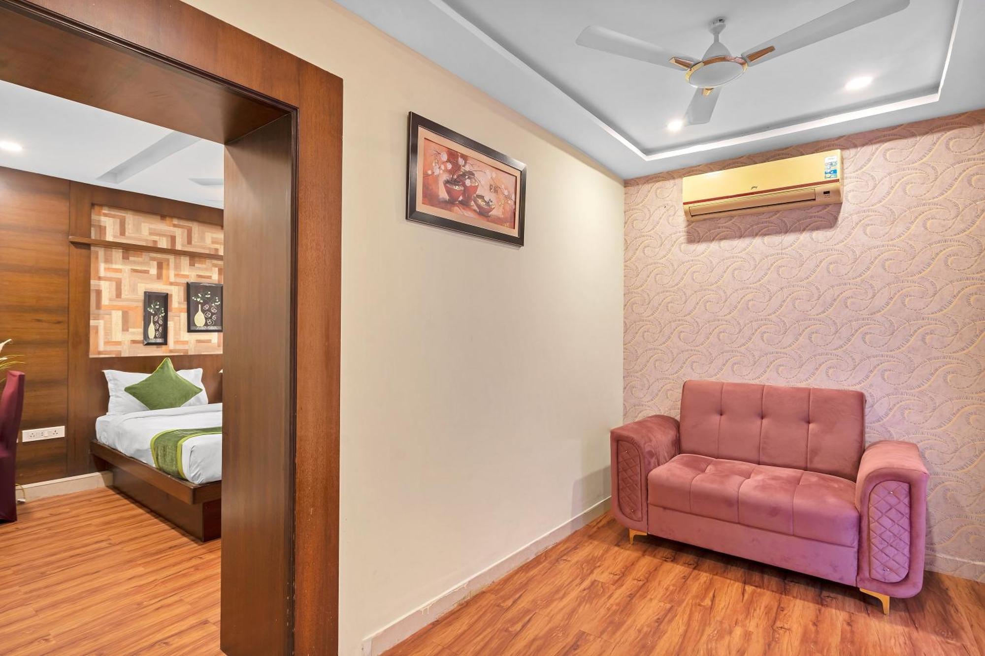 Hotel Sm Deccan Park Samsabad Kültér fotó