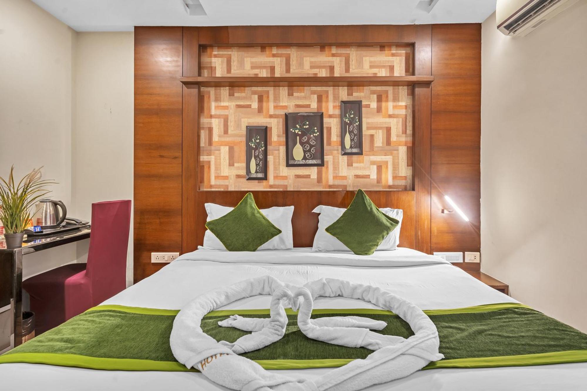 Hotel Sm Deccan Park Samsabad Kültér fotó